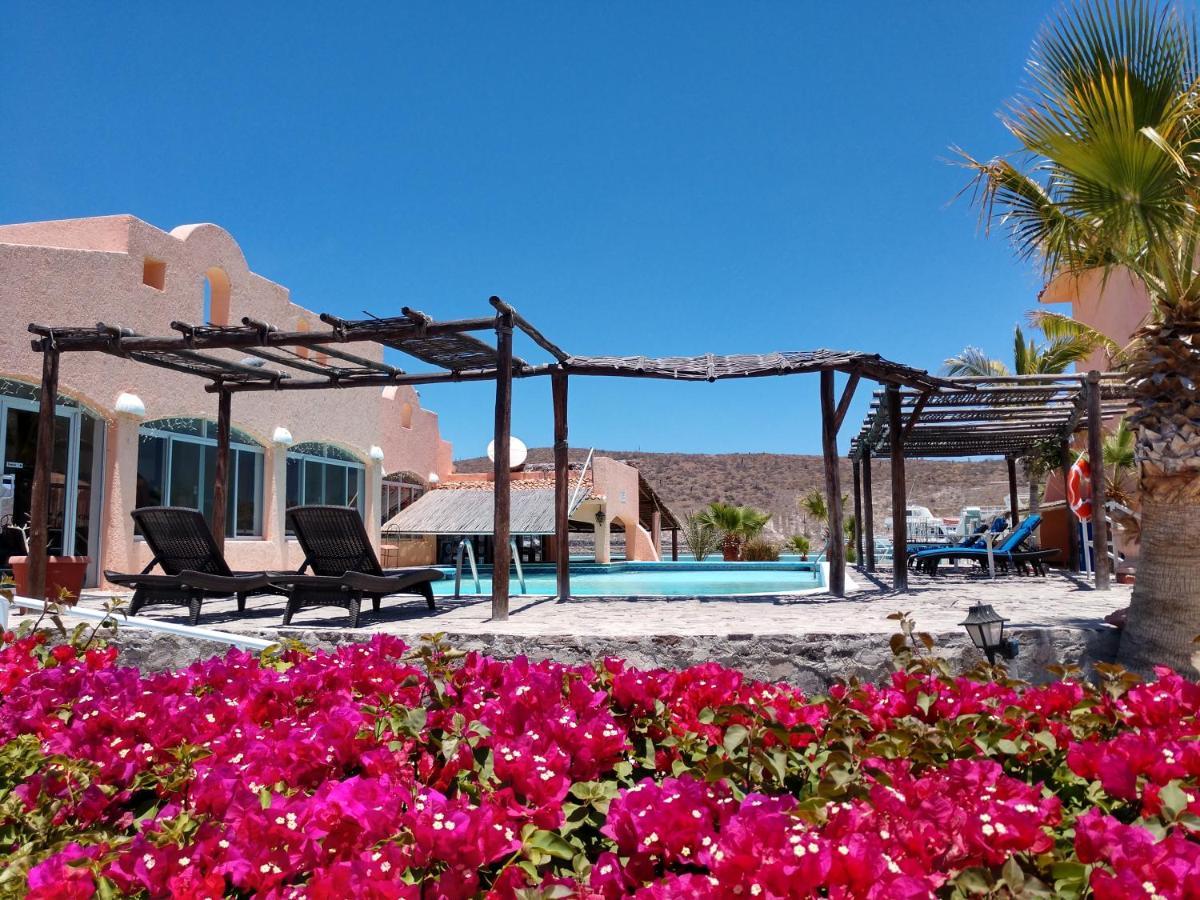 Club Cantamar Beach Hotel & Marina La Paz Bagian luar foto