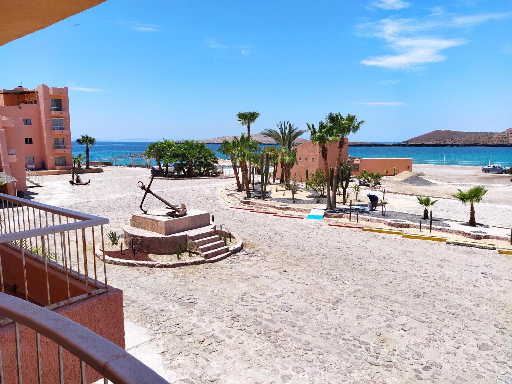Club Cantamar Beach Hotel & Marina La Paz Ruang foto